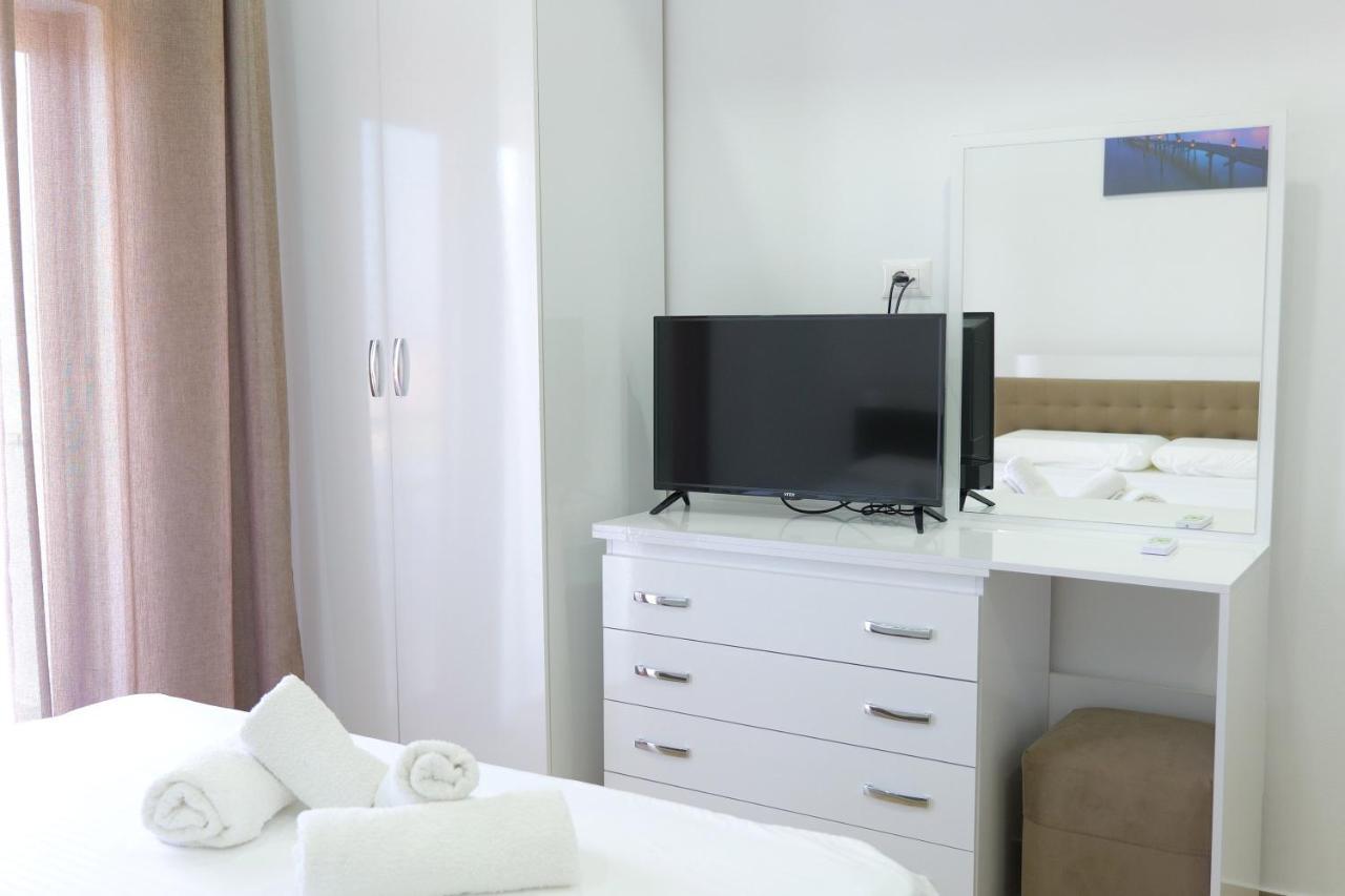 Iljo Apartments Ksamil Extérieur photo