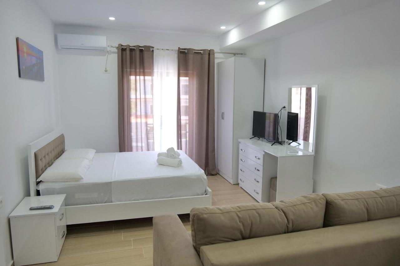 Iljo Apartments Ksamil Extérieur photo