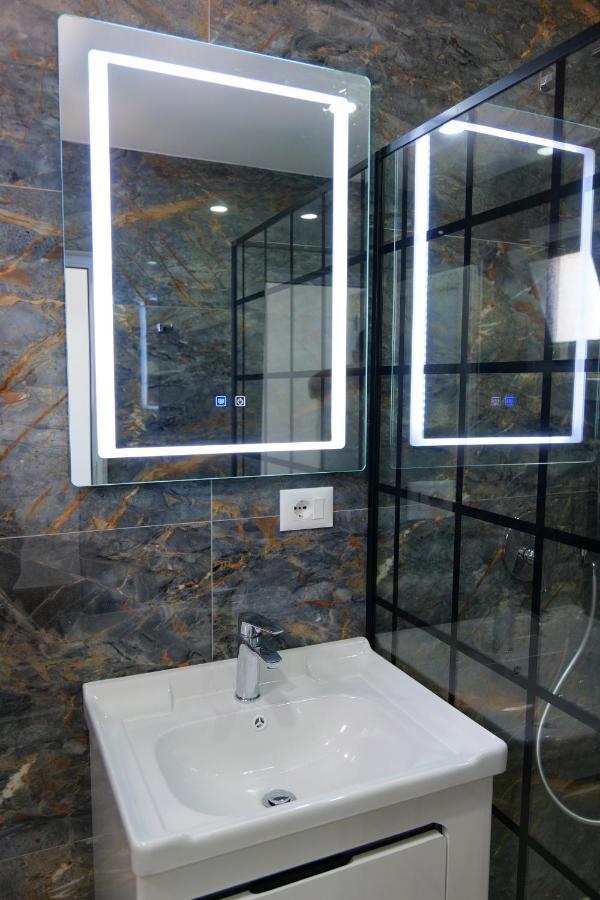 Iljo Apartments Ksamil Extérieur photo