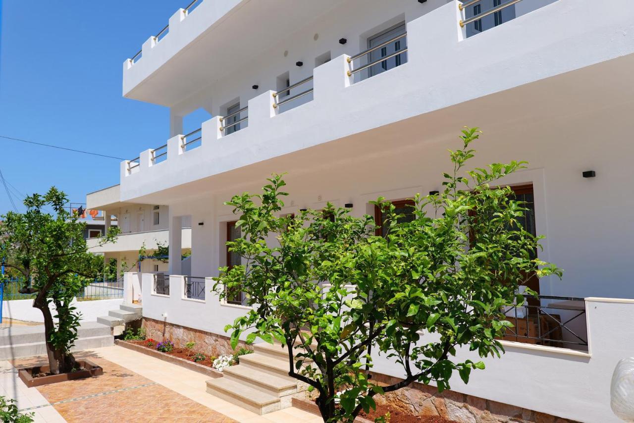 Iljo Apartments Ksamil Extérieur photo
