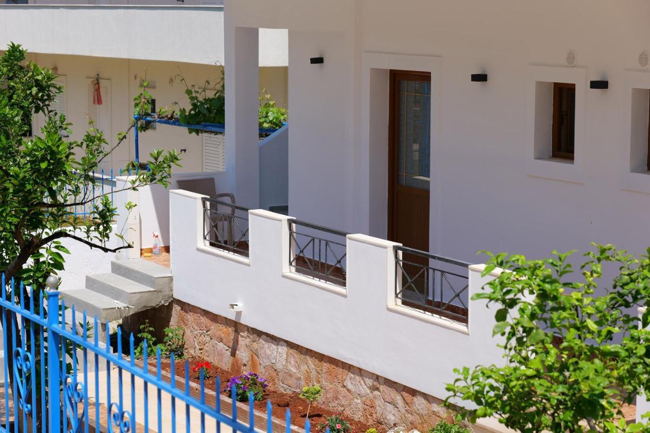Iljo Apartments Ksamil Extérieur photo