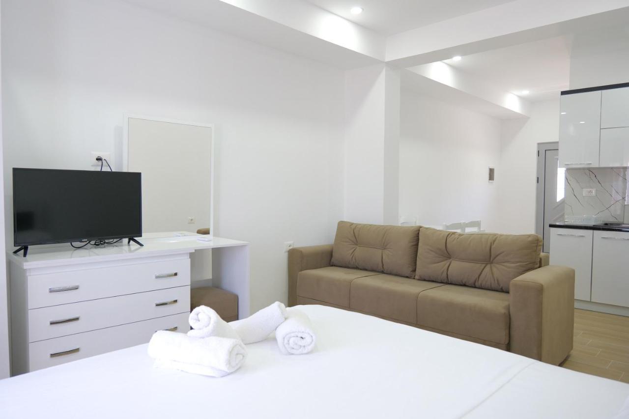 Iljo Apartments Ksamil Extérieur photo